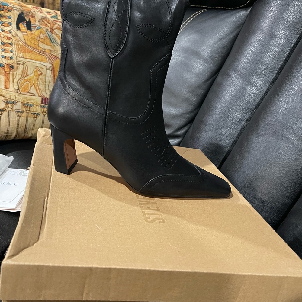 Steve Madden Black Heeled Boots
